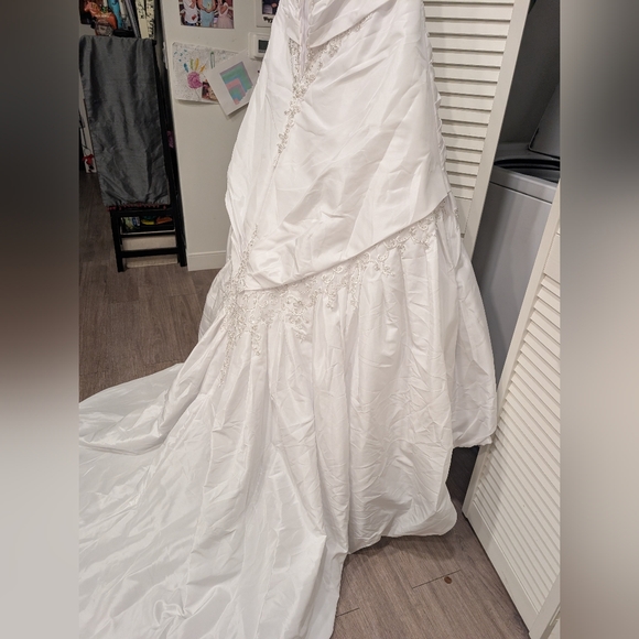 Sophia Tolli A Line Sweetheart White Strapless Wedding Dress Size 20 - Picture 8 of 14